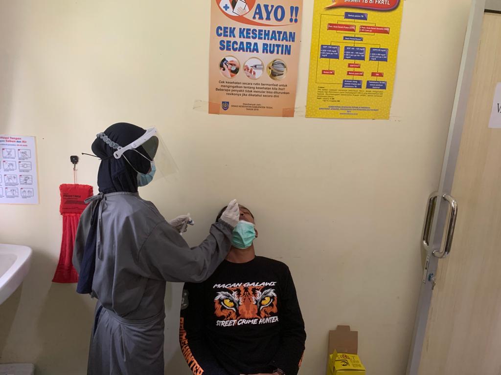 ACCDADB7 BB50 4D6E 91E1 F88BD68CE06C