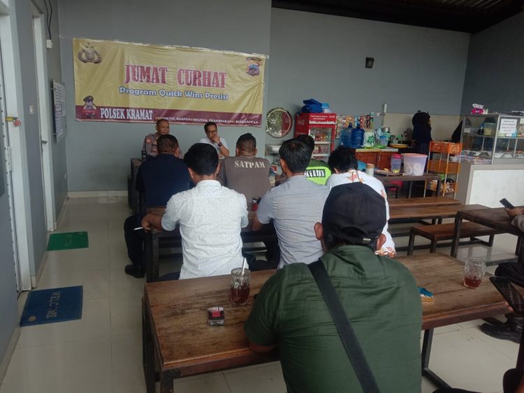 Jumat Curhat Polsek Kramat
