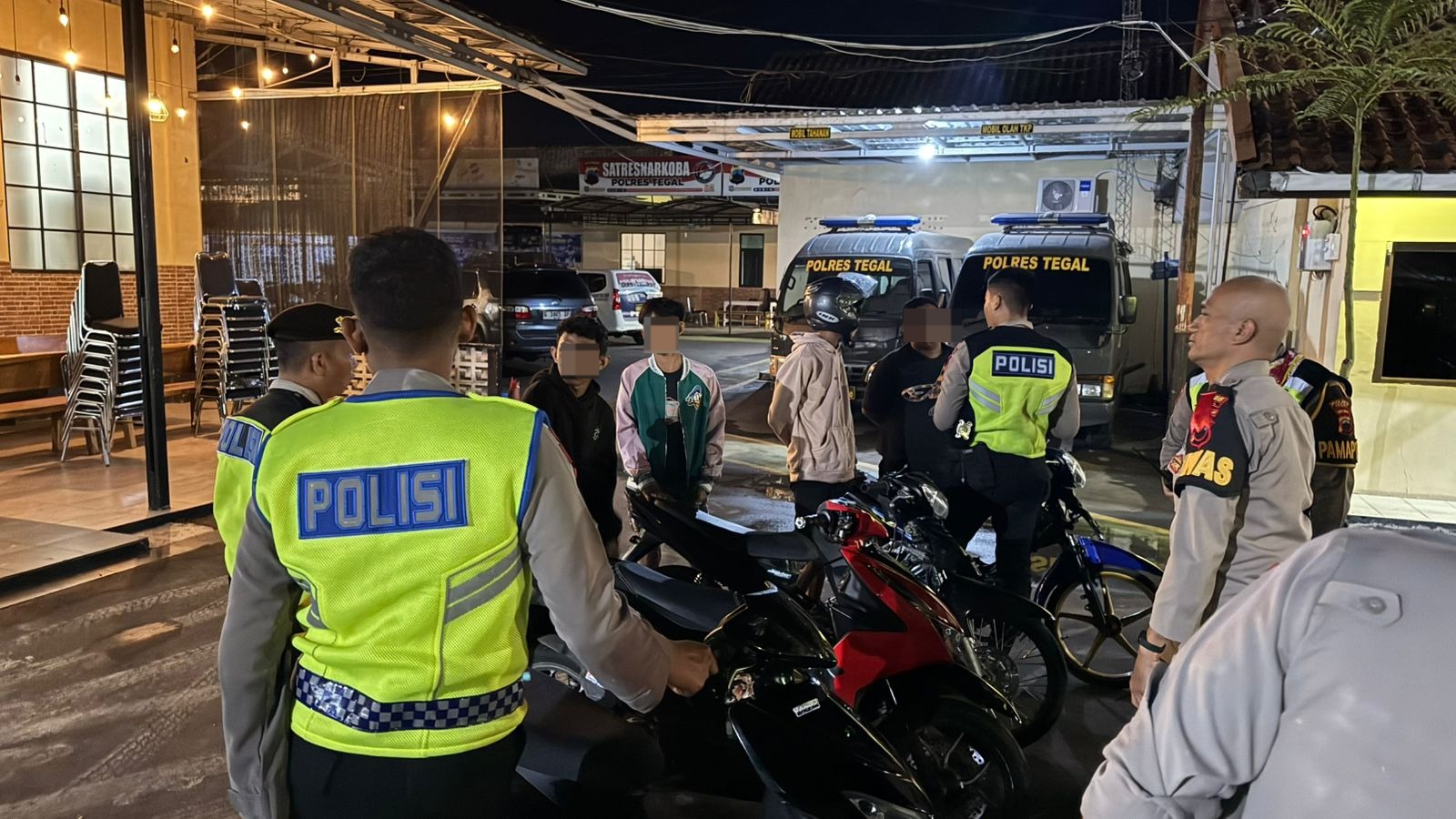 WhatsApp Image 2025 12 21 at 08.33.46